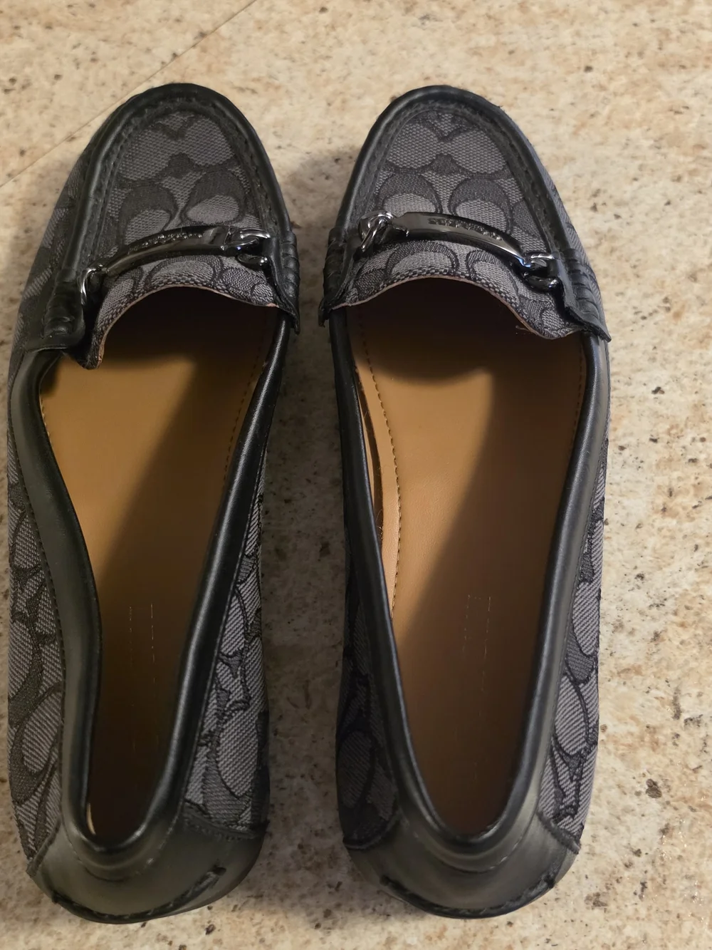 Coach Women's Olive Signature Black And Gray Monogram Loafers Size 8B